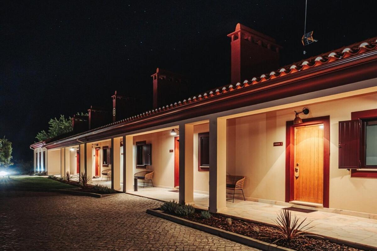 Herdade Dos Cordeiros Chamusca  Oda fotoğraf